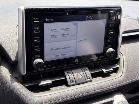 Used 2019 Toyota RAV4 XLE Premium FWD image 12
