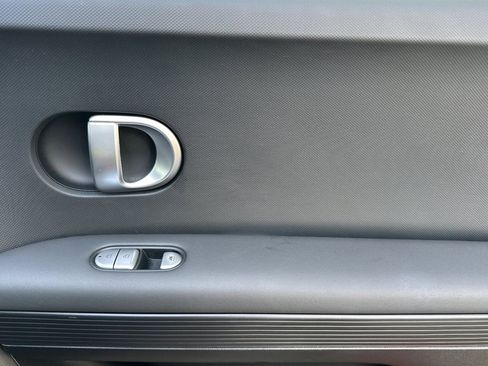 Certified 2024 Hyundai Ioniq 5 SEL RWD image 19