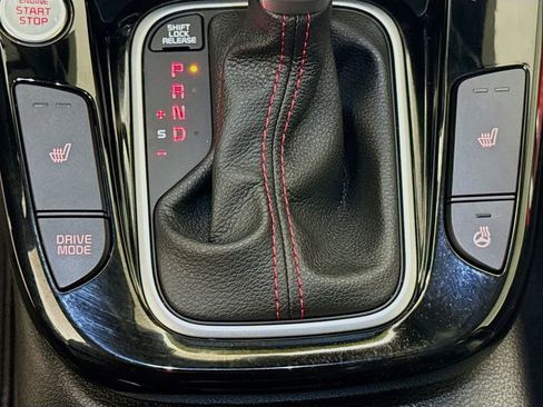 Used 2022 Kia Soul Turbo FWD image 22