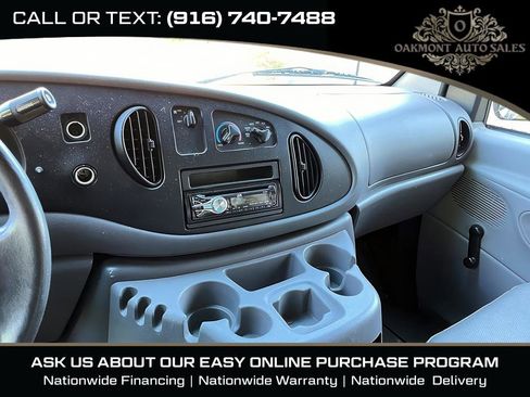 Used 2000 Ford E-350 and Econoline 350 Super Duty RWD image 38