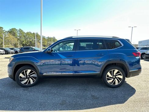 New 2025 Volkswagen Atlas SEL image 9