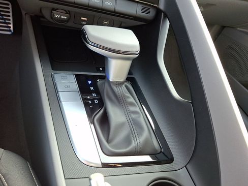 New 2026 Hyundai Elantra Sport image 17