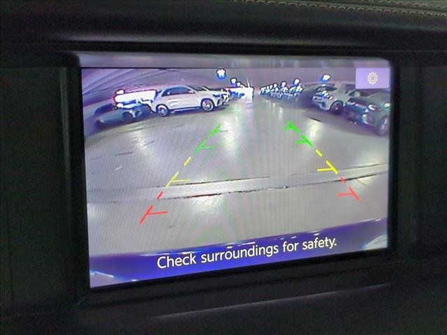 Used 2017 INFINITI QX30 Premium FWD image 13