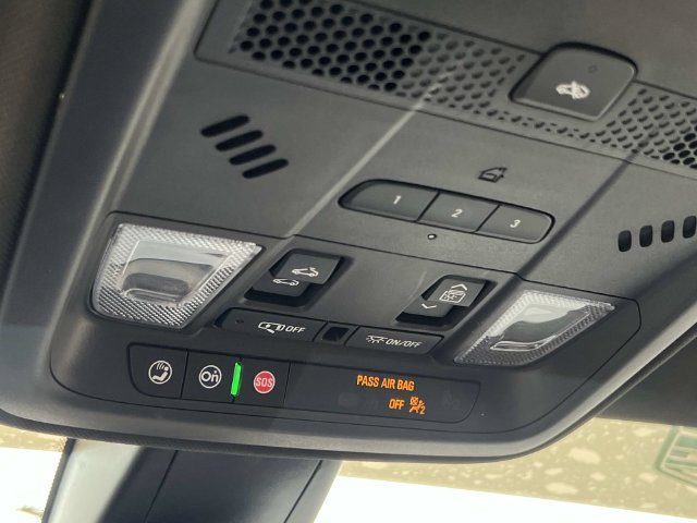 Certified 2023 Cadillac XT5 Premium Luxury AWD/4WD image 31