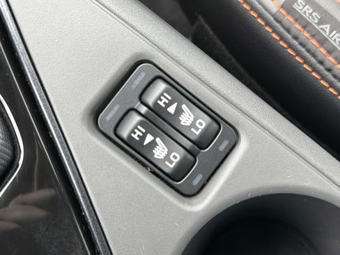 Certified 2025 Subaru Crosstrek 2.5i Limited w/ Crosstrek Mirror Package image 31