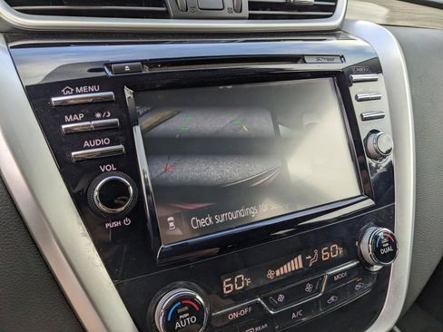 Used 2017 Nissan Murano SL image 25