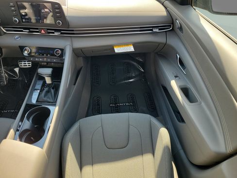 New 2026 Hyundai Elantra SEL Sport image 14