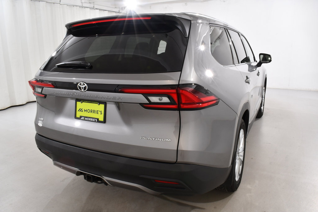 Used 2026 Toyota Grand Highlander AWD image 12