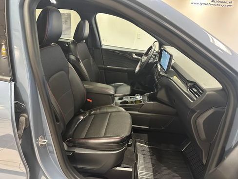 Used 2024 Ford Escape ST-Line w/ Tech Pack #1 AWD/4WD image 7
