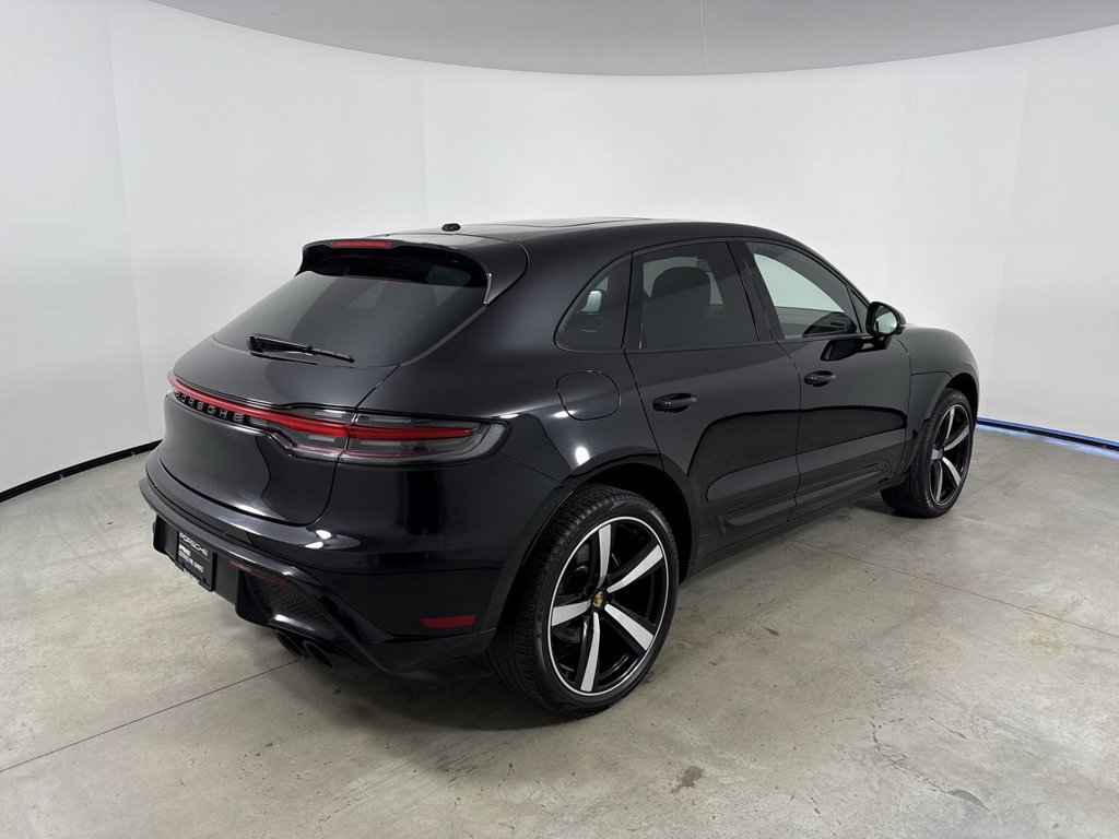 Certified 2023 Porsche Macan AWD/4WD image 7
