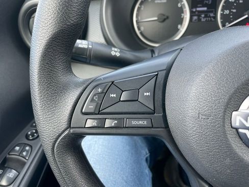 Used 2023 Nissan Kicks S image 18