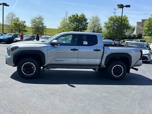New 2026 Toyota Tacoma TRD Off-Road AWD/4WD image 7