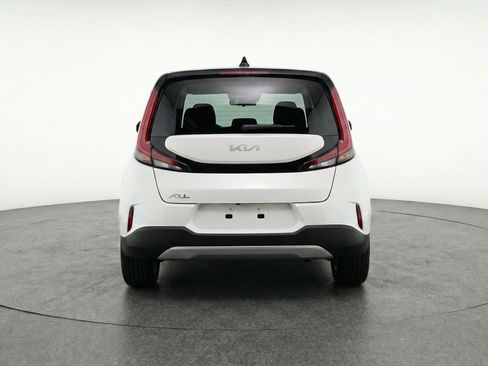 Used 2025 Kia Soul LX w/ LX Technology Package FWD image 7
