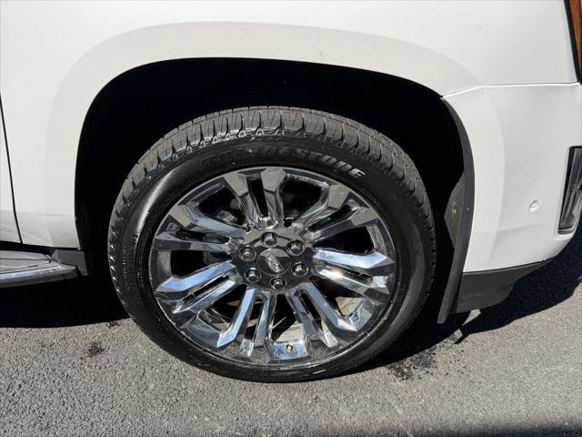 Used 2020 Cadillac Escalade Luxury w/ LPO, Radiant Package AWD/4WD image 8