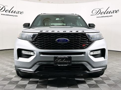 Used 2021 Ford Explorer ST w/ Equipment Group 401A image 2