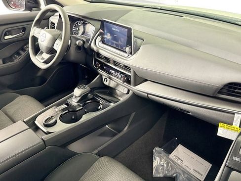 New 2026 Nissan Rogue SV w/ Cold Weather Package image 25