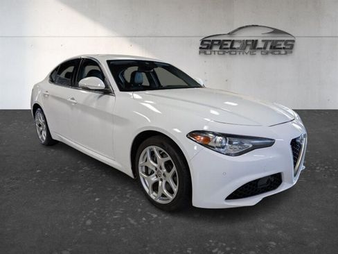 Used 2020 Alfa Romeo Giulia Ti w/ Active Blind Spot Package AWD/4WD image 1
