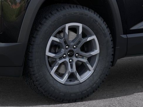 New 2026 Chevrolet Equinox ACTIV w/ Convenience Package III AWD/4WD image 9
