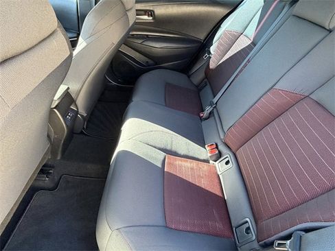 Used 2025 Toyota Corolla SE image 17
