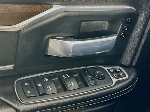 Used 2024 RAM 2500 Laramie image 15