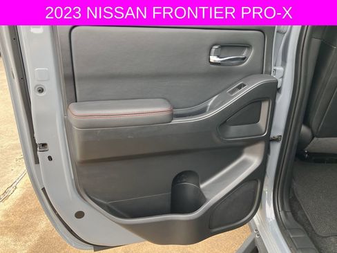 Used 2023 Nissan Frontier Pro-X w/ Pro-X Premium Package image 18