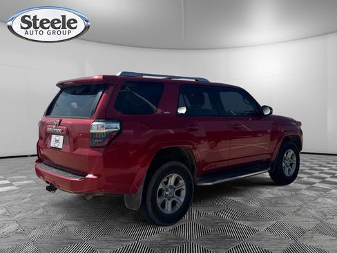 Used 2016 Toyota 4Runner SR5 Premium AWD/4WD image 4