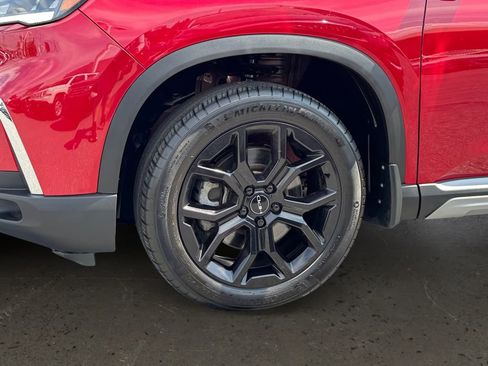 Used 2025 Honda Pilot Elite image 29