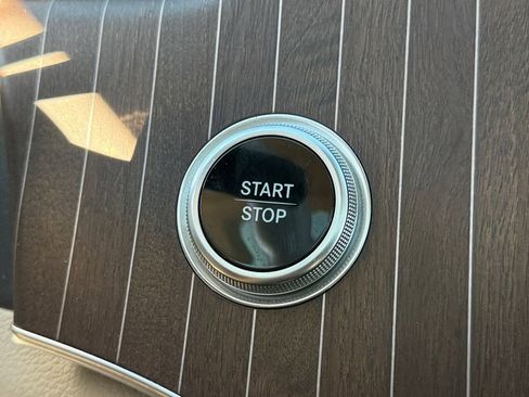 Used 2023 Mercedes-Benz EQS 450+ 4MATIC SUV image 31