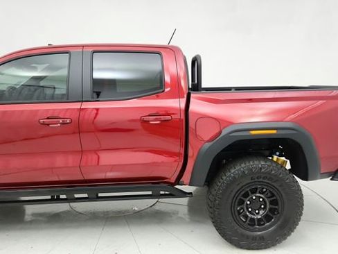 Used 2024 GMC Canyon AT4X w/ AT4X AEV Edition image 33