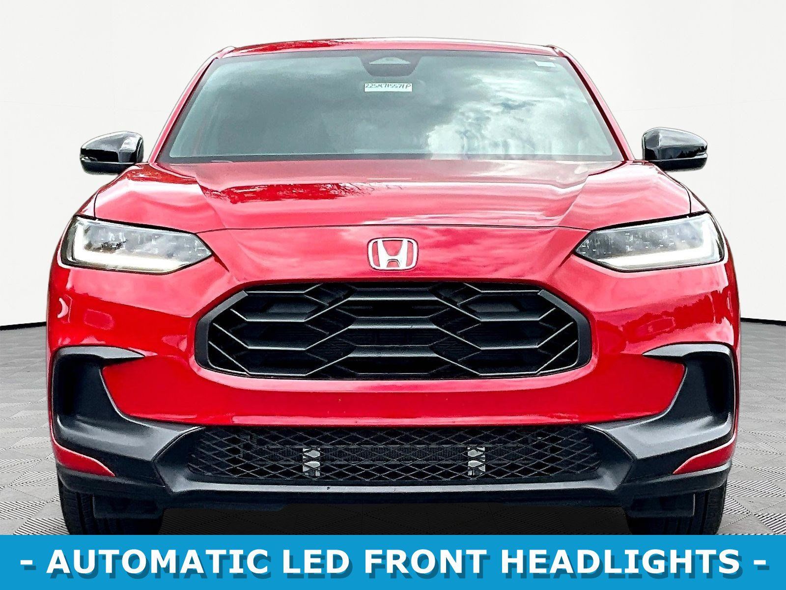 Used 2025 Honda HR-V Sport image 2