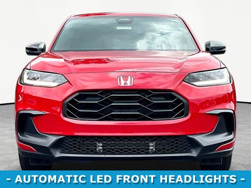Used 2025 Honda HR-V Sport image 2