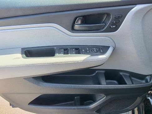 Used 2019 Honda Odyssey EX-L image 19