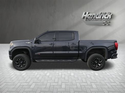 Used 2023 GMC Sierra 1500 AT4 w/ AT4 Preferred Package image 9