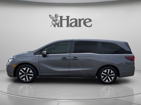 Used 2025 Honda Odyssey EX-L image 2