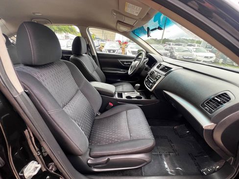 Used 2017 Nissan Altima 2.5 SV FWD image 13