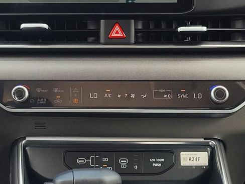 New 2026 Kia Carnival EX FWD image 18