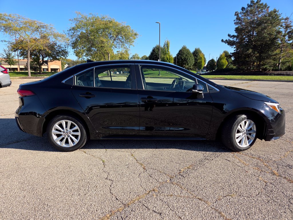 Used 2023 Toyota Corolla XLE FWD image 25