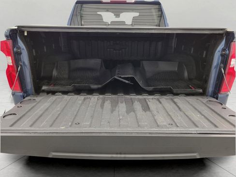 Used 2023 Chevrolet Silverado 1500 RST image 15