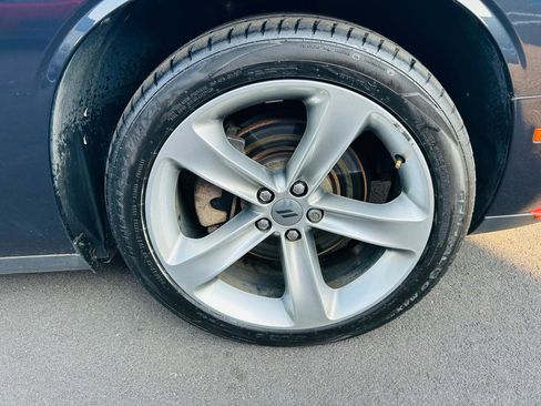 Used 2017 Dodge Challenger R/T RWD image 12