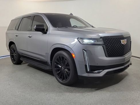 Used 2022 Cadillac Escalade Premium Luxury AWD/4WD image 1