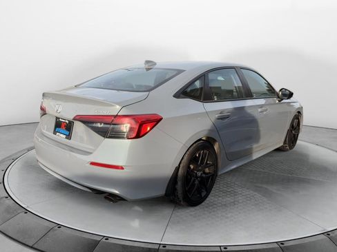 Used 2024 Honda Civic Sport image 5