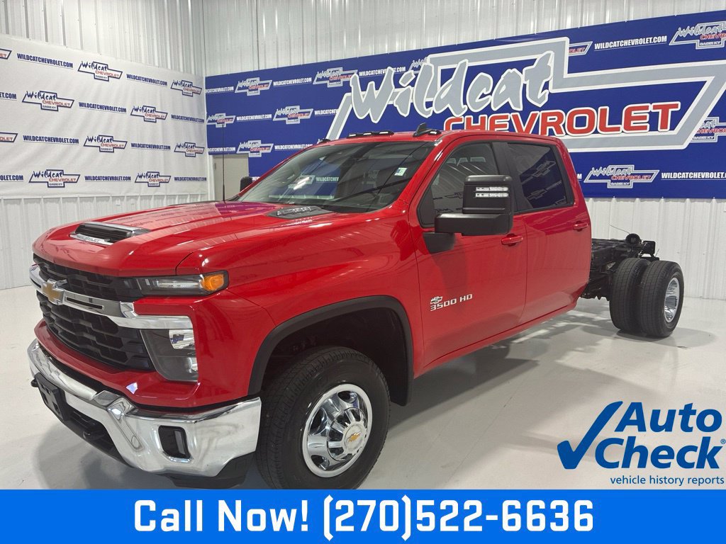 Used 2024 Chevrolet Silverado 3500 LT w/ Convenience Package AWD/4WD image 1