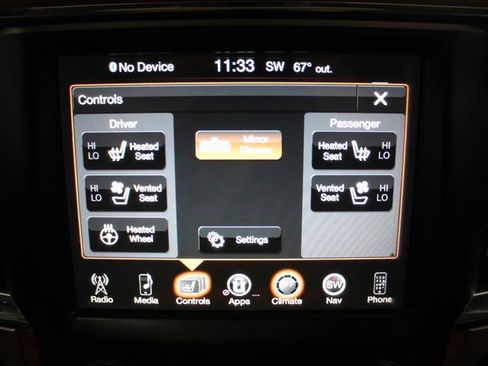 Used 2015 RAM 1500 Laramie Longhorn w/ Convenience Group AWD/4WD image 18