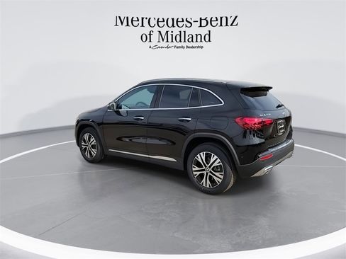 New 2025 Mercedes-Benz GLA 250 image 6