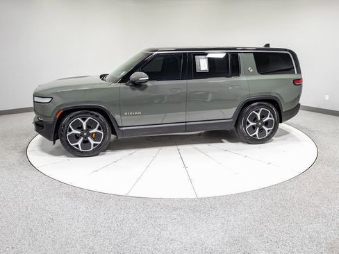 Used 2023 Rivian R1S Launch Edition AWD/4WD image 36