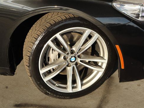 Used 2018 BMW 740i image 3