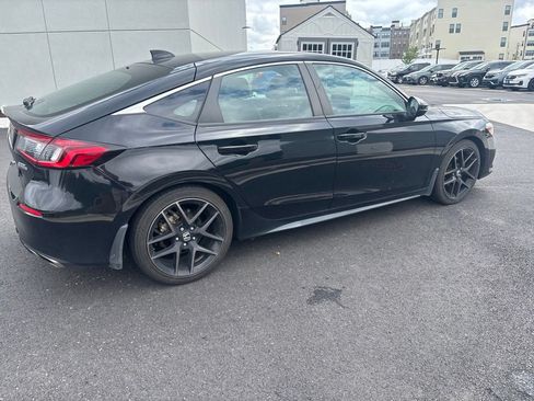 Used 2023 Honda Civic Sport Touring image 4