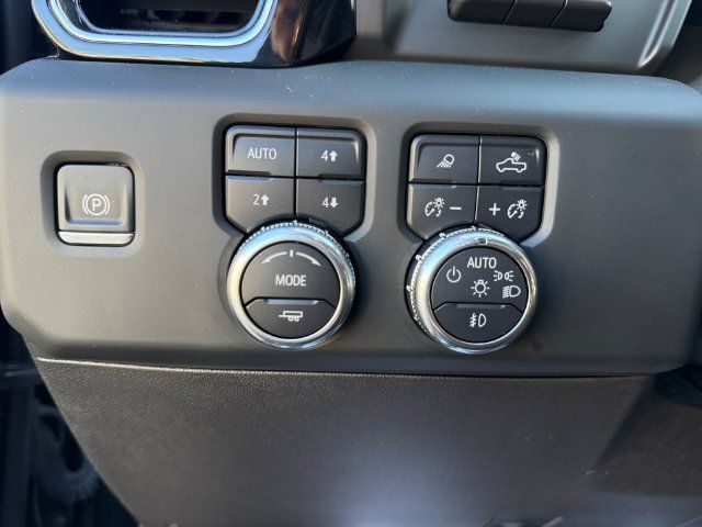 Used 2024 GMC Sierra 1500 Denali AWD/4WD image 19