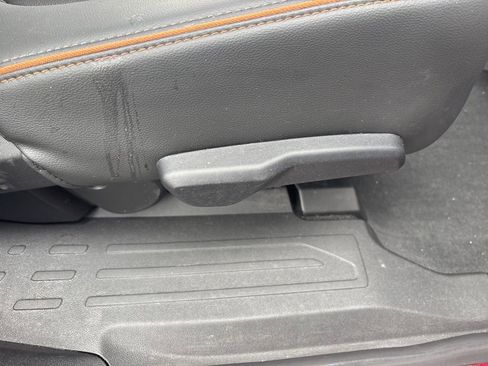 Used 2023 GMC Acadia AT4 w/ Preferred Package image 36