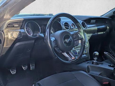Used 2019 Ford Mustang GT Premium w/ GT Performance Package RWD image 3